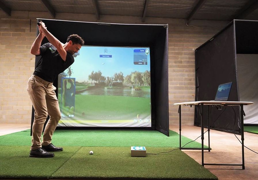 SimBay Golf Simulator Enclosure